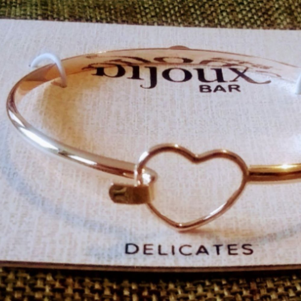 Ladies Nice Bijoux Rose Gold Cut Out Copper Bronze Rhodium Heart Bracelet